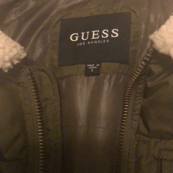 Guess - Picture 2 of 2